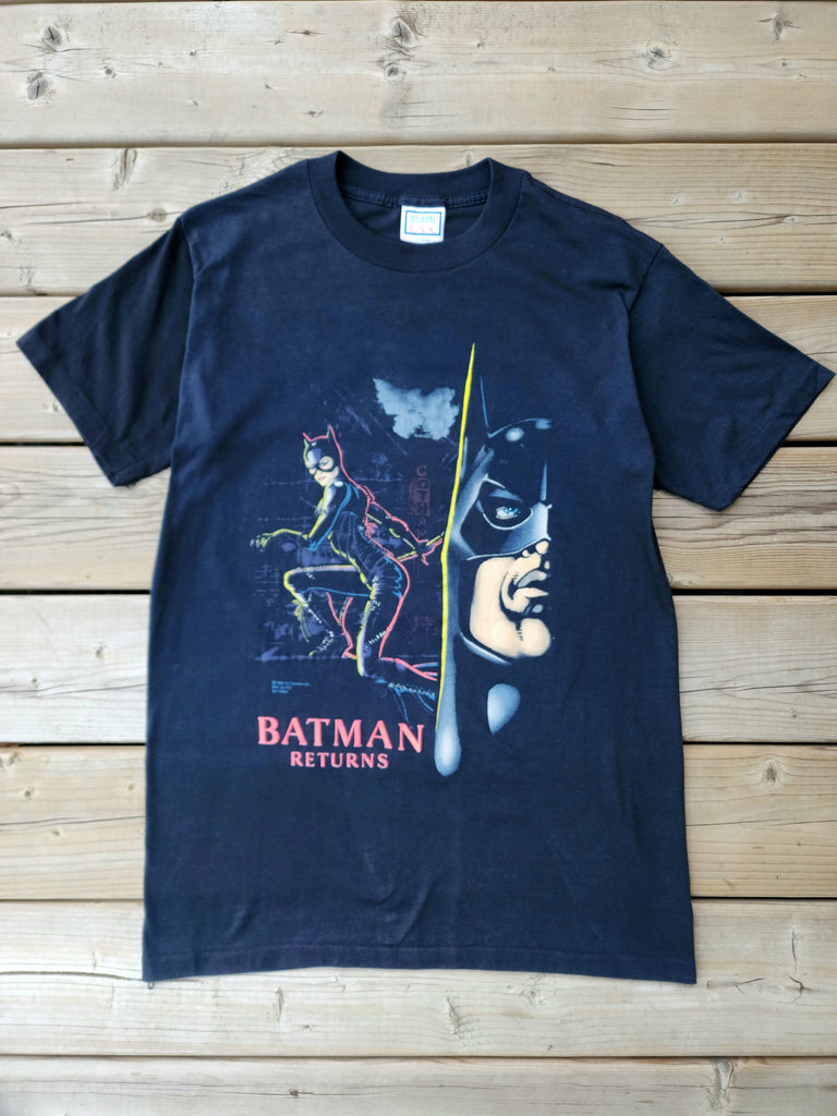Vintage 1990's Batman Returns by Tim Burton, Cat Women, Dc Comics, T-shirt (Men's Medium)