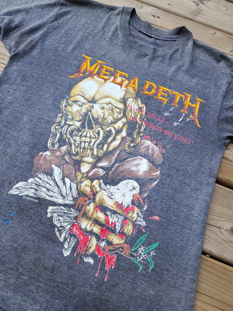 Vintage 1987 Megadeth ''Peace Sells... But Who's Buying ?'' Tour T-shirt (Men's Medium)