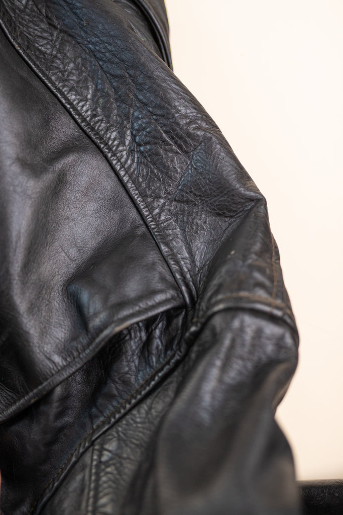 1970's Vintage Lesco Leathers Jacket  Black Moto Leather Jacket Dagger Collar Rocker Jacket  (Men's 44)