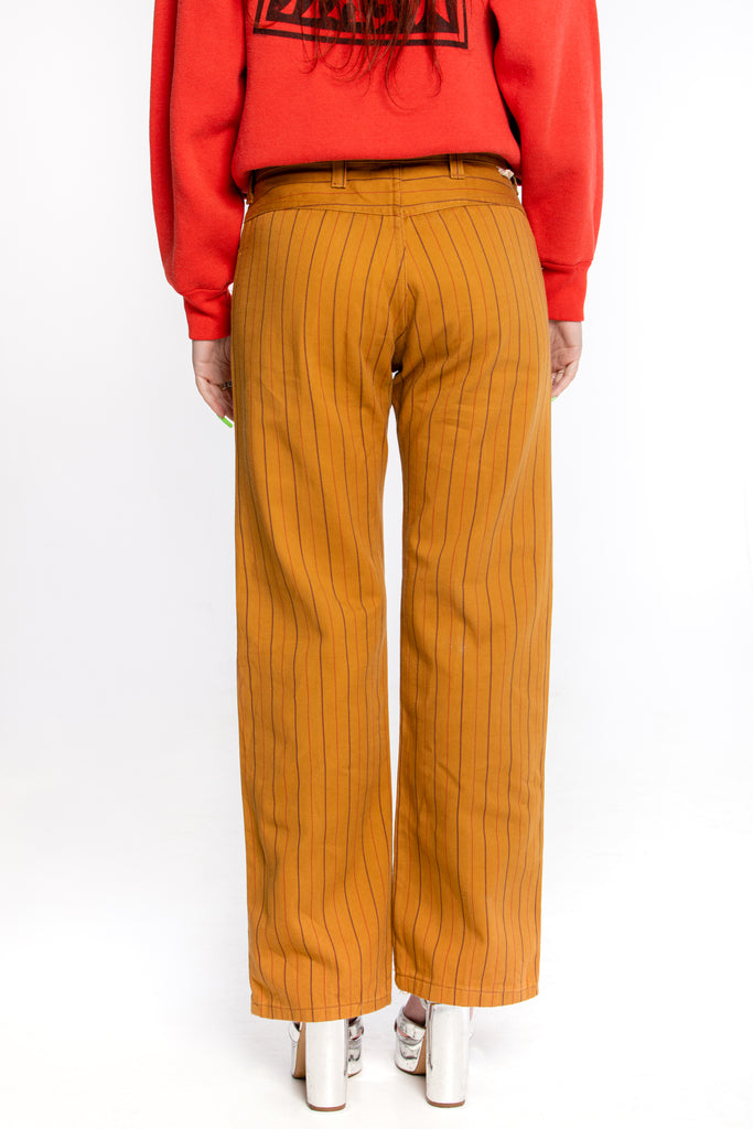 1970's Vintage Pinstriped Straight Leg Trouser | Vintage Mustard Brown and Red Striped Trousers with Lightning Zipper ( Women's 25)