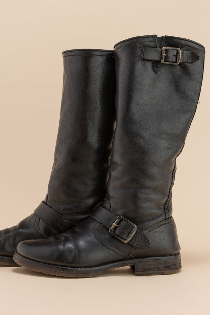 Frye Black Tall Engineer Boots | made in Mexico| Black Pull on Boots | Black Tall Boots| vintage biker boots| Leather Moto boots | W 8 b