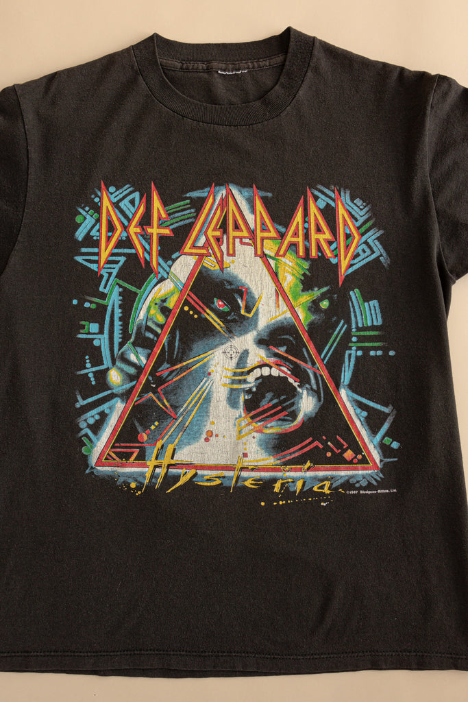 Vintage 1987 Def Leppard Hysteria Tour T-shirt| 80's Def Leppard T-shirt| American Tour T-shirt| Black Hysteria T-shirt (men's small)