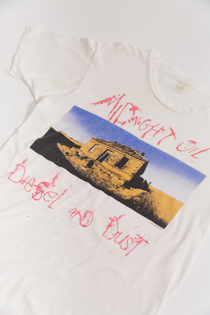 Vintage 1988 Midnight Oil Diesel and Dust T-Shirt | New Wave T-shirt | White Midnight Oil t-shirt | Single Stitch | Men's Medium/Large
