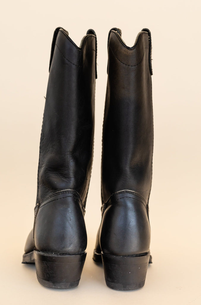 1990's Minimalist Black Campus Boots (women's 6)