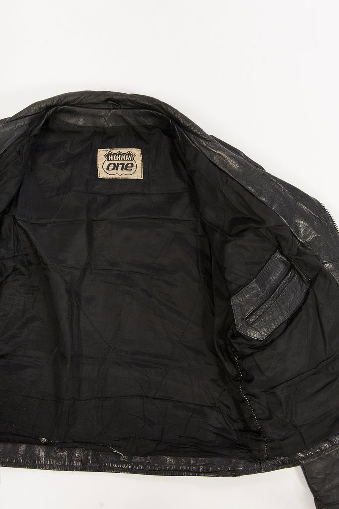 Vintage 1990's Highway One Leather moto jacket with embossed motorcycle on back  Black Leather Biker Jacket (Men's Large/Extra Large)