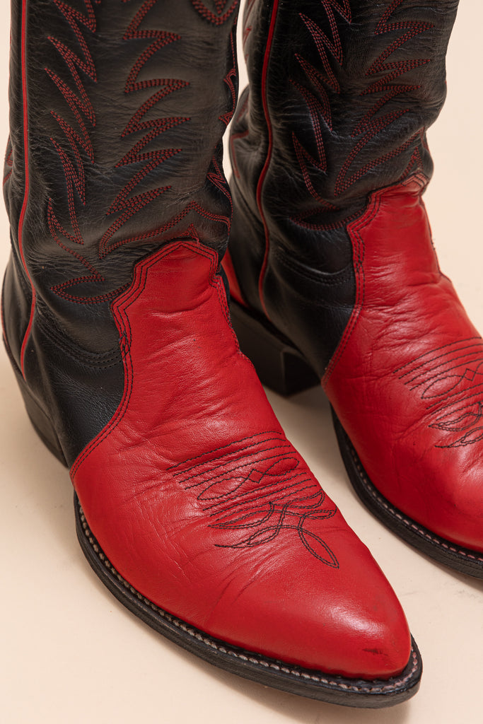 Vintage Boulet Cowboy boots| in Dual Toned Leather| made in Canada| Western Leather Boots | in Red + Black| Pull On boots| (women's 10 B )