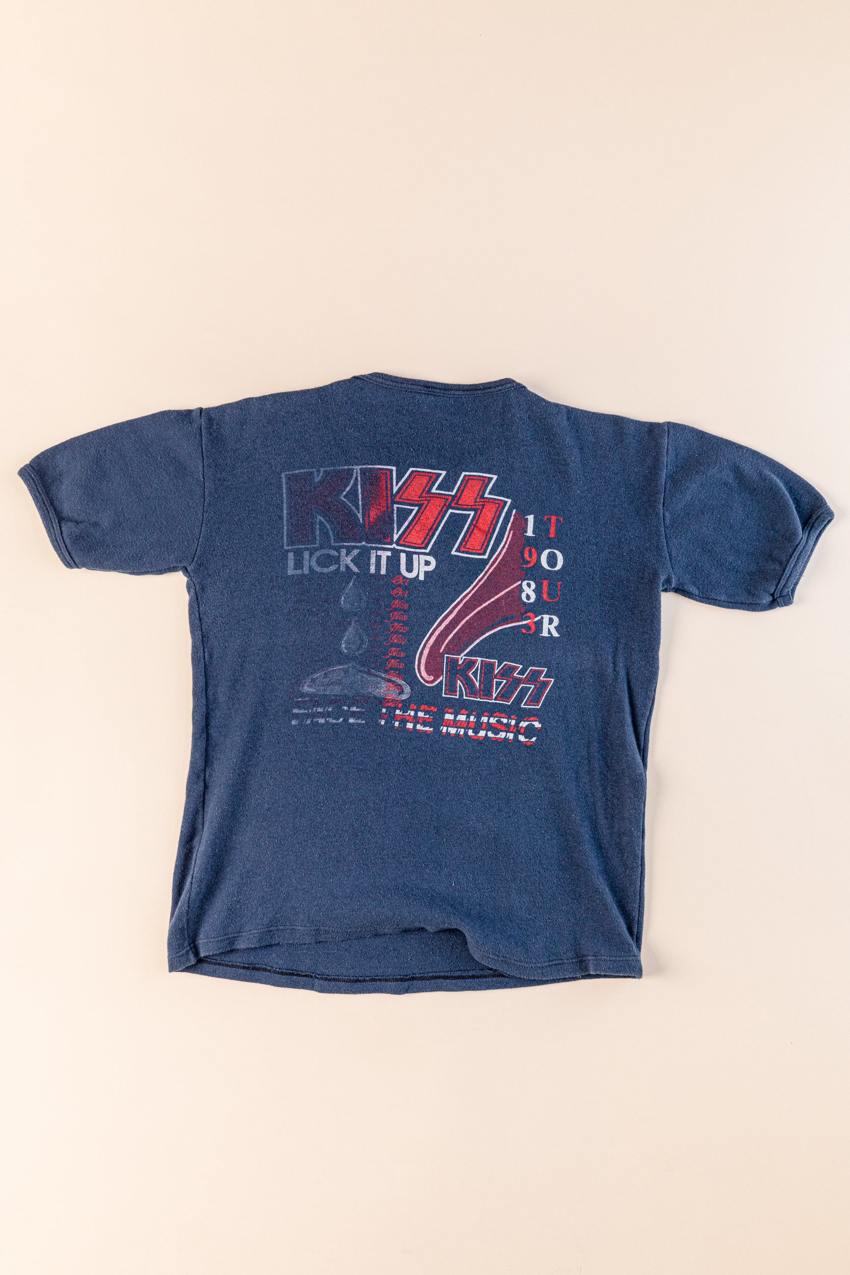 Vintage Kiss Lick it up Europe Tour 1983 t-shirt (Men's Small