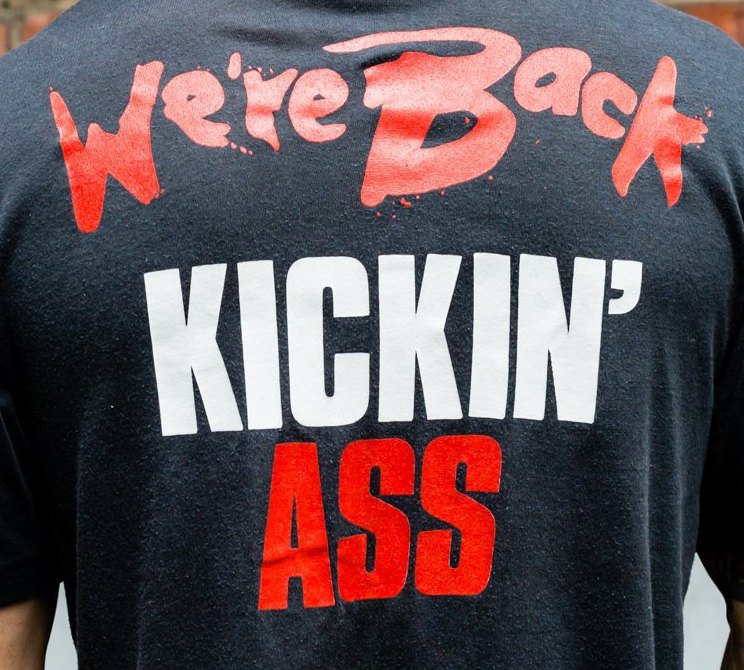 1989, Vintage, Bon Jovi,  '' we're Back Kickin' Ass '' single stitch t-shirt (Men's Medium)